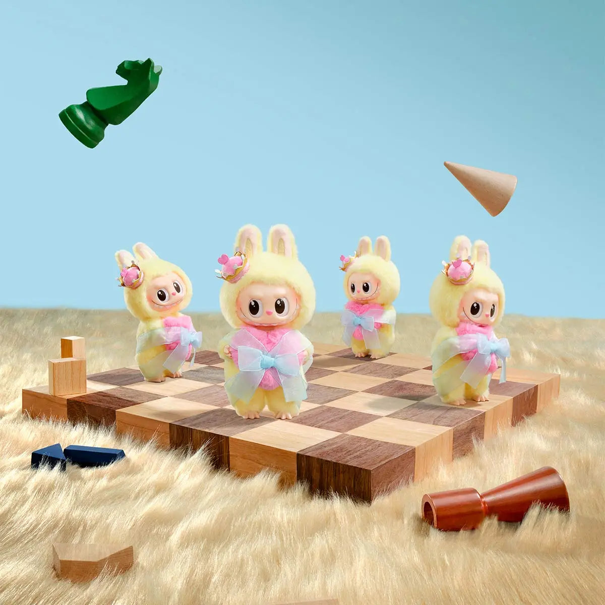 THE MONSTERS Let's Checkmate Series-Vinyl Plush Hanging Card