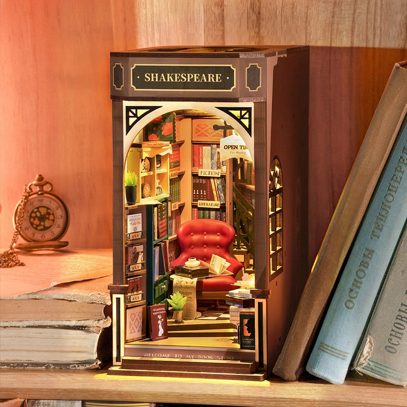 Rolife Bookstore DIY Book Nook Kit TGB07