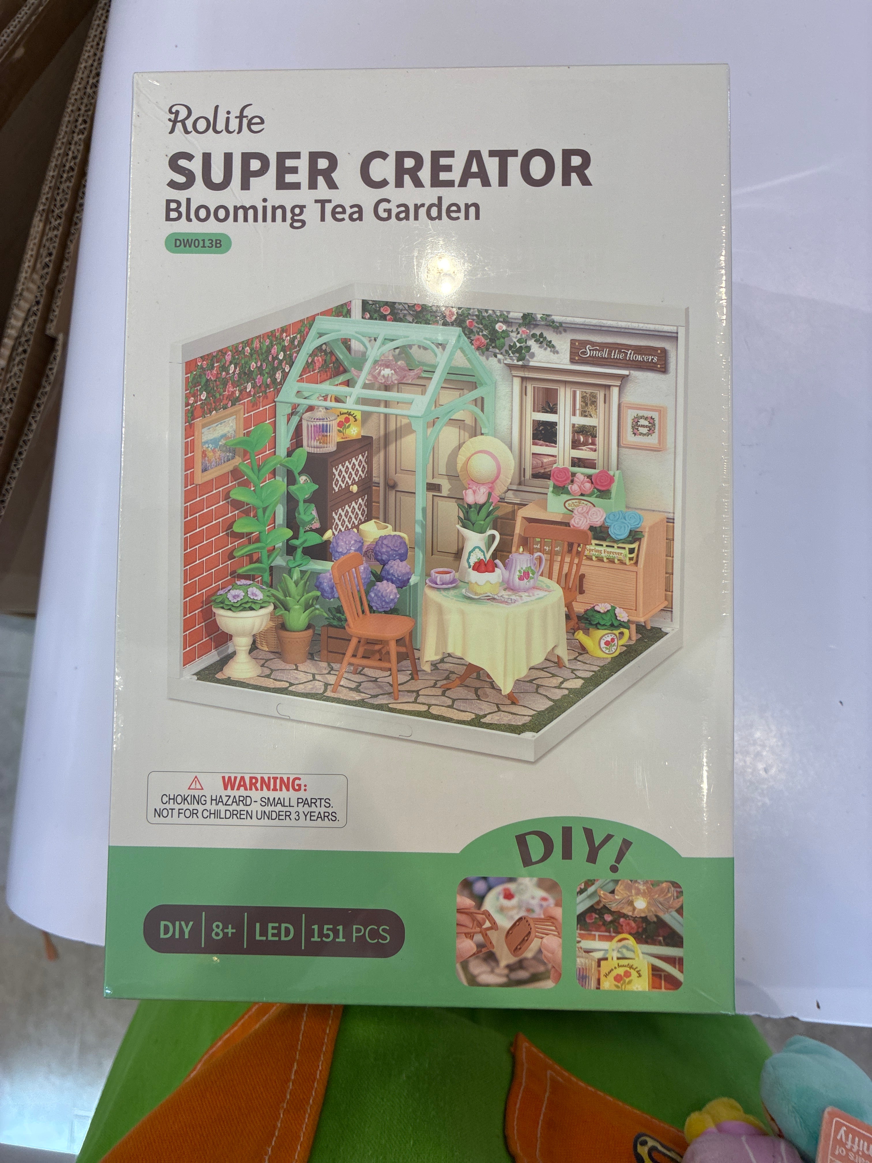 Rolife Super Creator Blooming Tea Garden DW013B