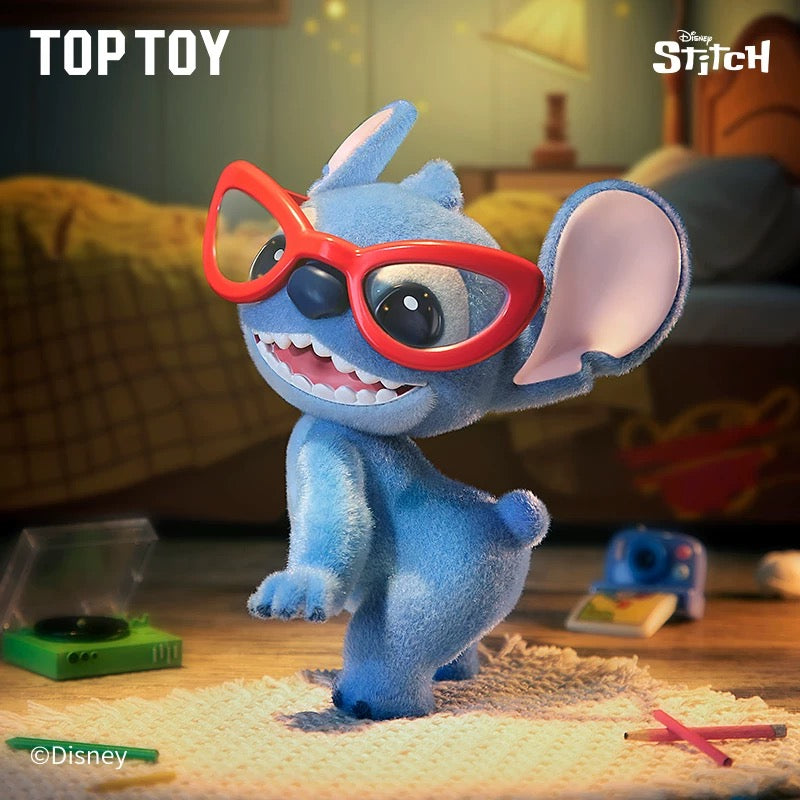Hello stitch top toy ￼