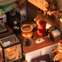 Rolife Flavory Café DIY Miniature House Kit DG162