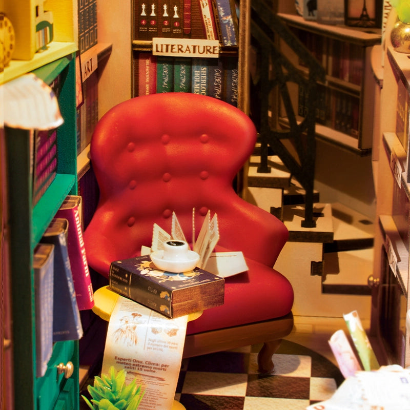 Rolife Bookstore DIY Book Nook Kit TGB07