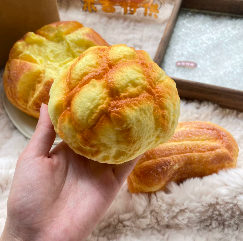 Hand-torn Bread Squishy