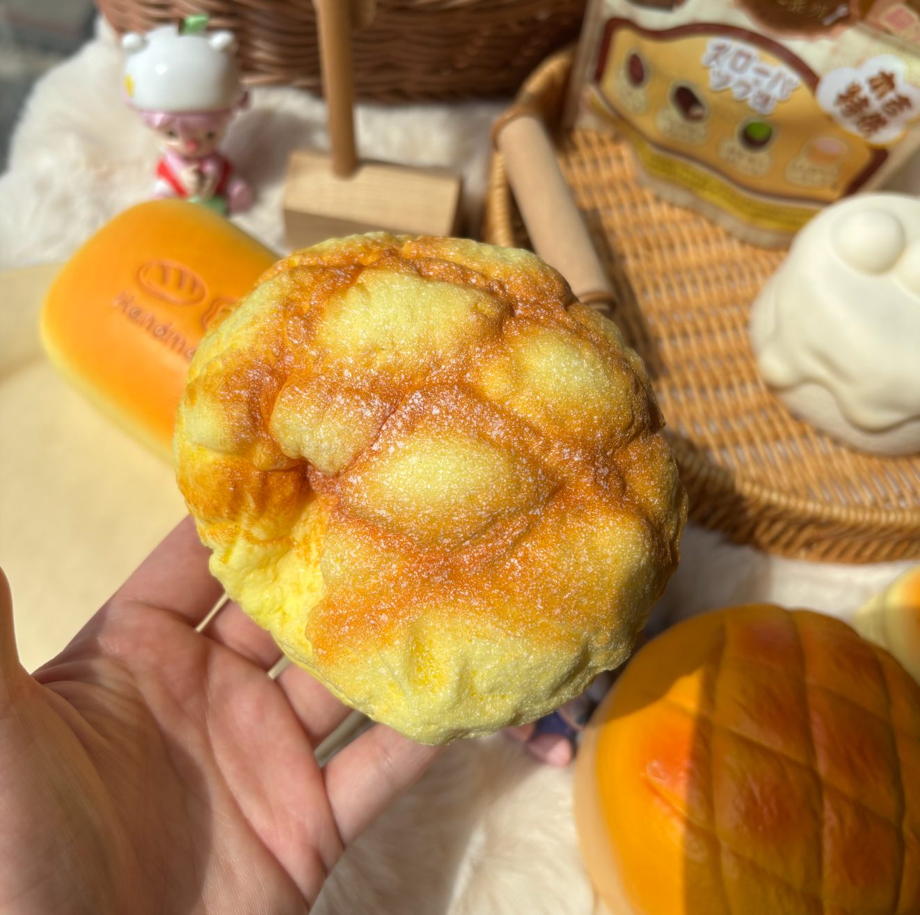 Hand-torn Bread Squishy