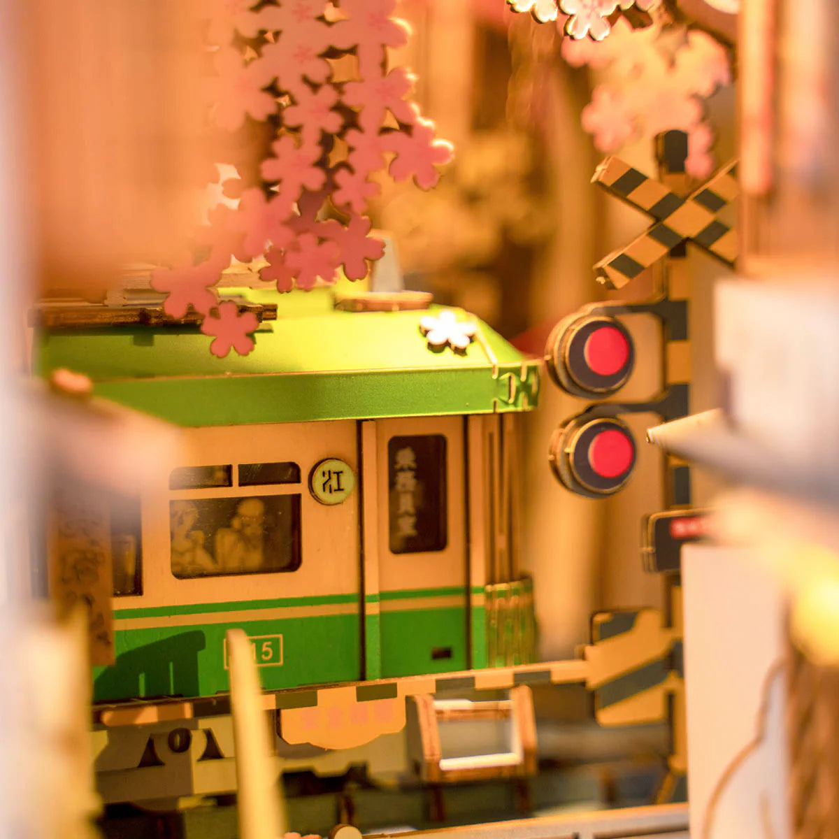 Rolife Book Nook Wonderland Sakura Densya