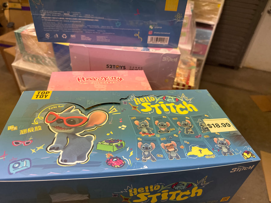 Hello stitch top toy ￼