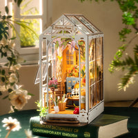 Rolife DIY Book Nook Kit - Holiday Garden House TGB06