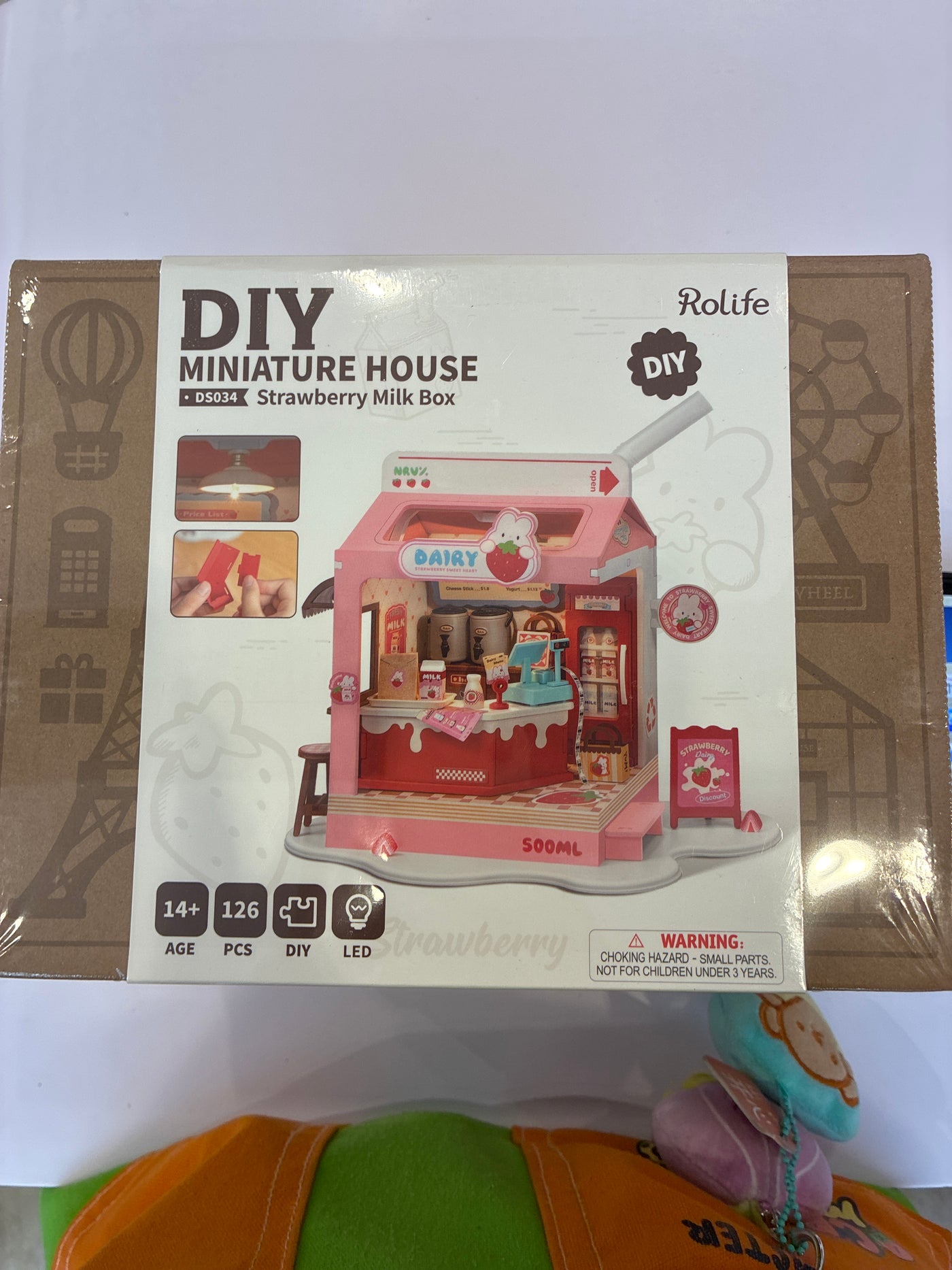 Rolife DIY Strawberry Milk Box DS034