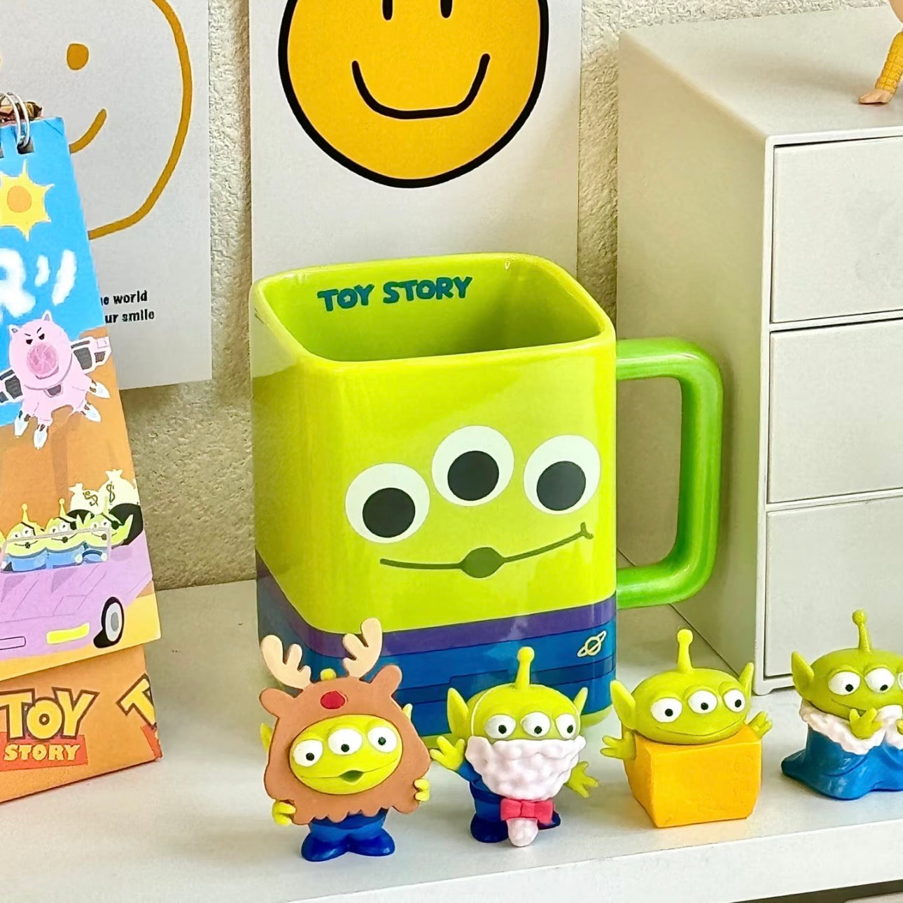 Disney Pixar – Toy Story Alien Square Cup