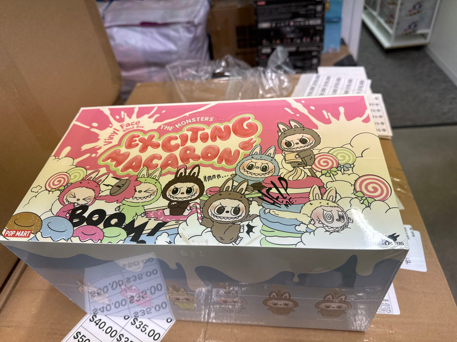 Labubu macaron