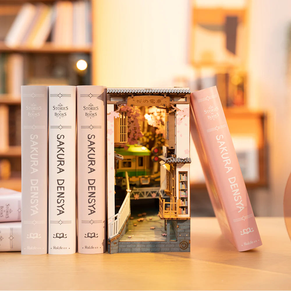 Rolife Book Nook Wonderland Sakura Densya