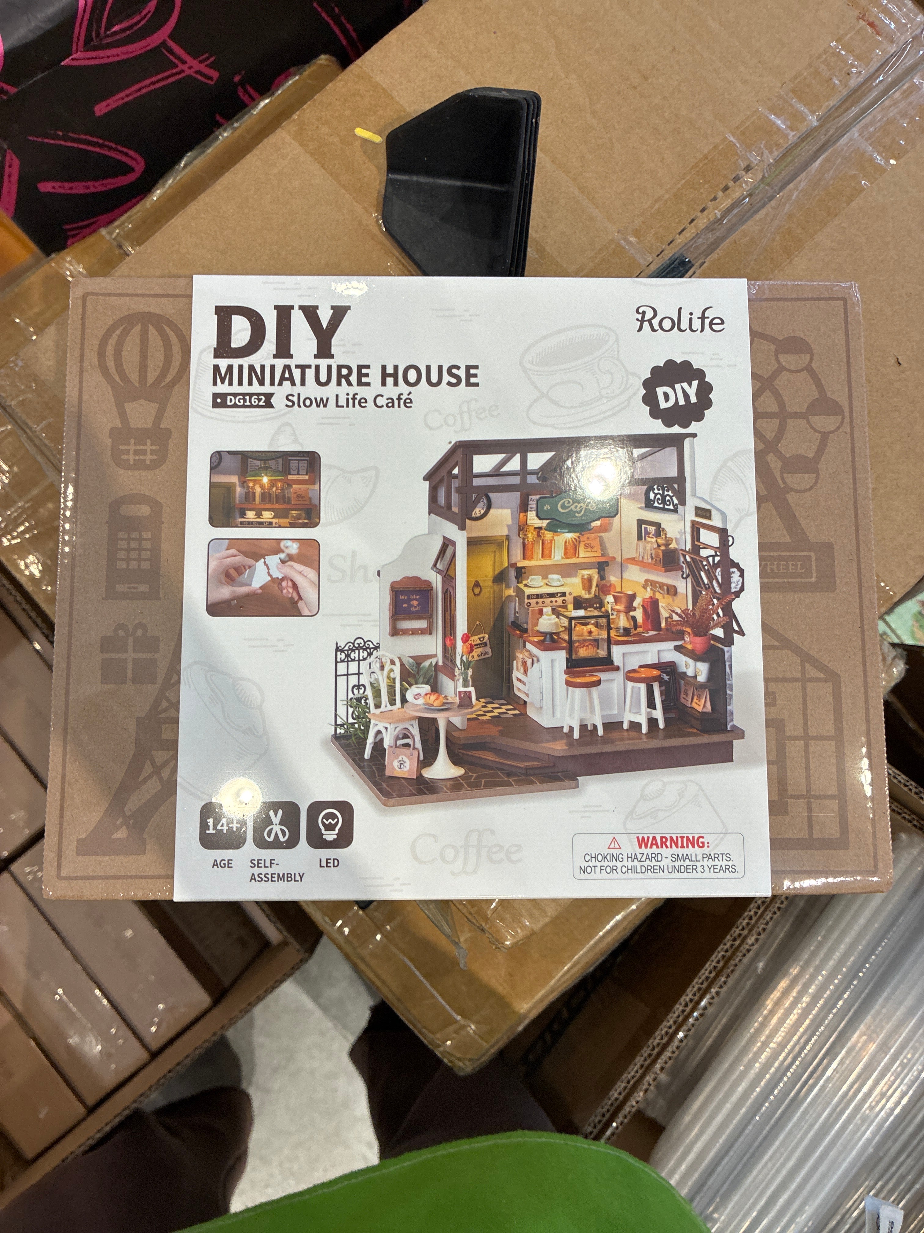 Rolife DIY Miniature House Slow Life Café