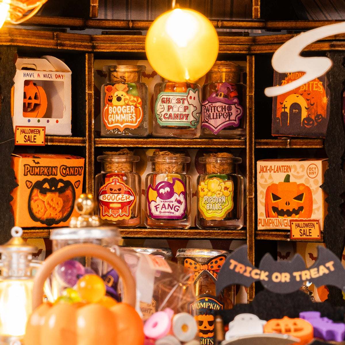 Rolife Haunted Candy House DIY Miniature House Kit DG186