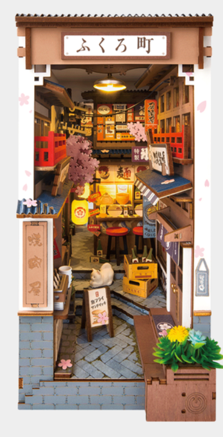 Rolife DIY Miniature Kit Sakura Wine Alley (249 Pieces)