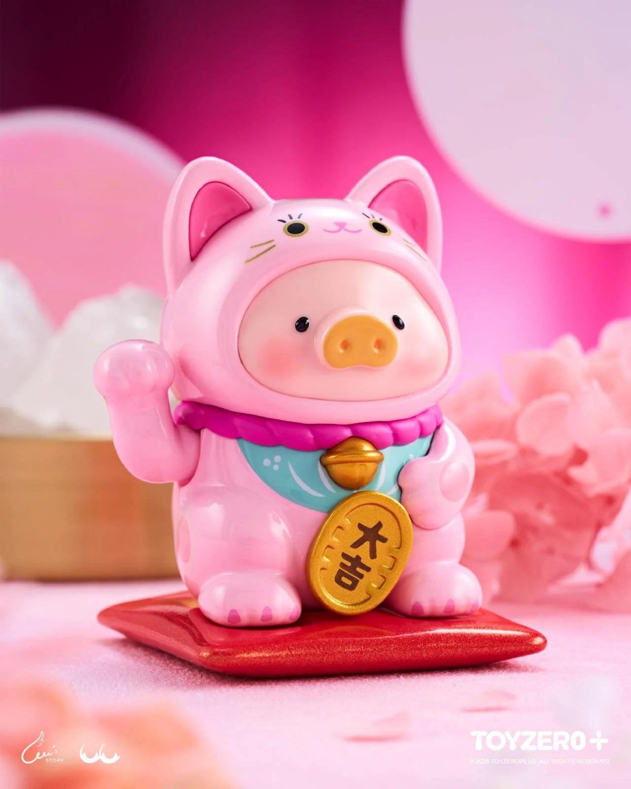 Lulu the piggy lucky cat